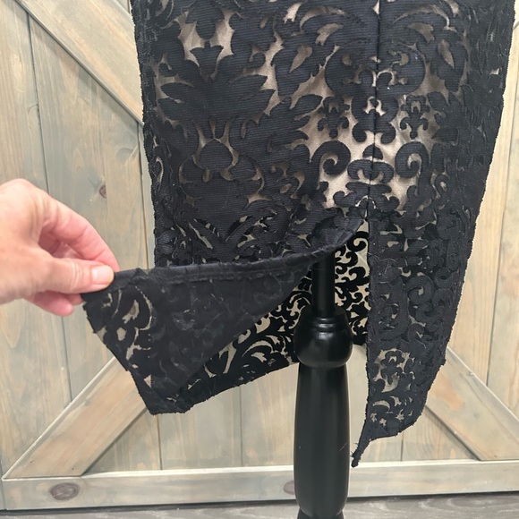 Xscape Formal Black Dress! Size 4 - Picture 6 of 10